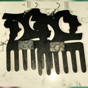 NEW Earrings Featuring Agate Stone! Wood. African Comb Design. Natural Hair.